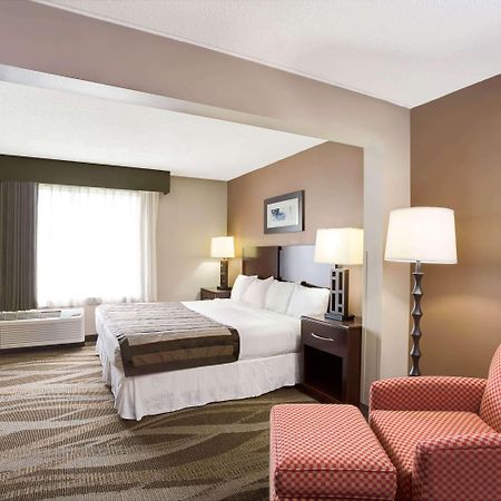 Wingate By Wyndham Raleigh Durham / Airport Hotel Luaran gambar
