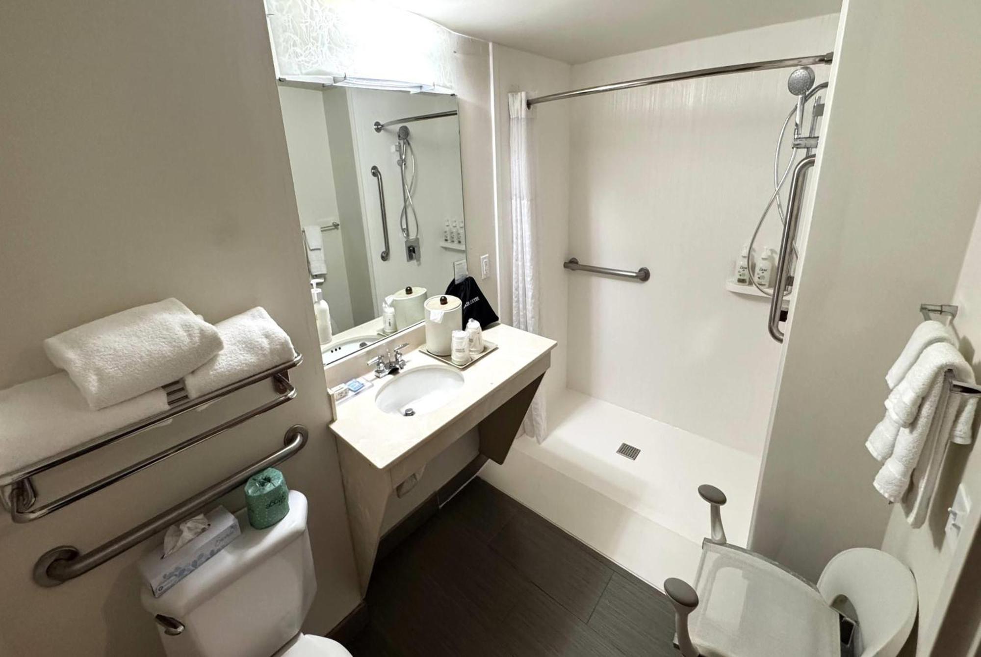 Wingate By Wyndham Raleigh Durham / Airport Hotel Luaran gambar